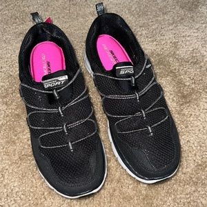 SKETCHERS memory foam sneakers.
